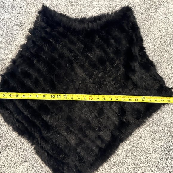 Faux Fur Poncho - Picture 11 of 11